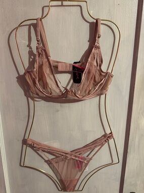 La SENZA Sheer Strappy Bra & Thong Set - Dusty Rose